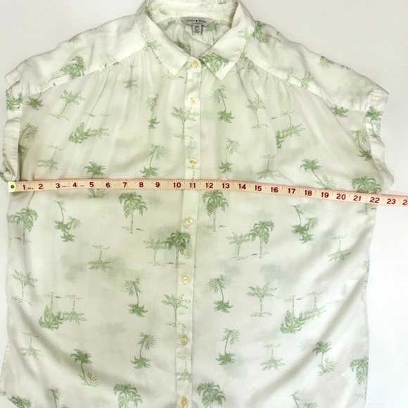 Lucky Brand Palm Tree Women’s Camp Button-Up Shirt Size Medium - Picture 7 of 8